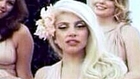 Ungewöhnlich zurückhaltend: Lady Gaga als Brautjungfer